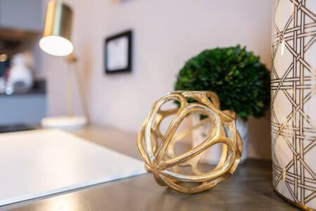 Hip Urban Loft - Small Town Charm -124 Lofts #3 West Dundee Buitenkant foto